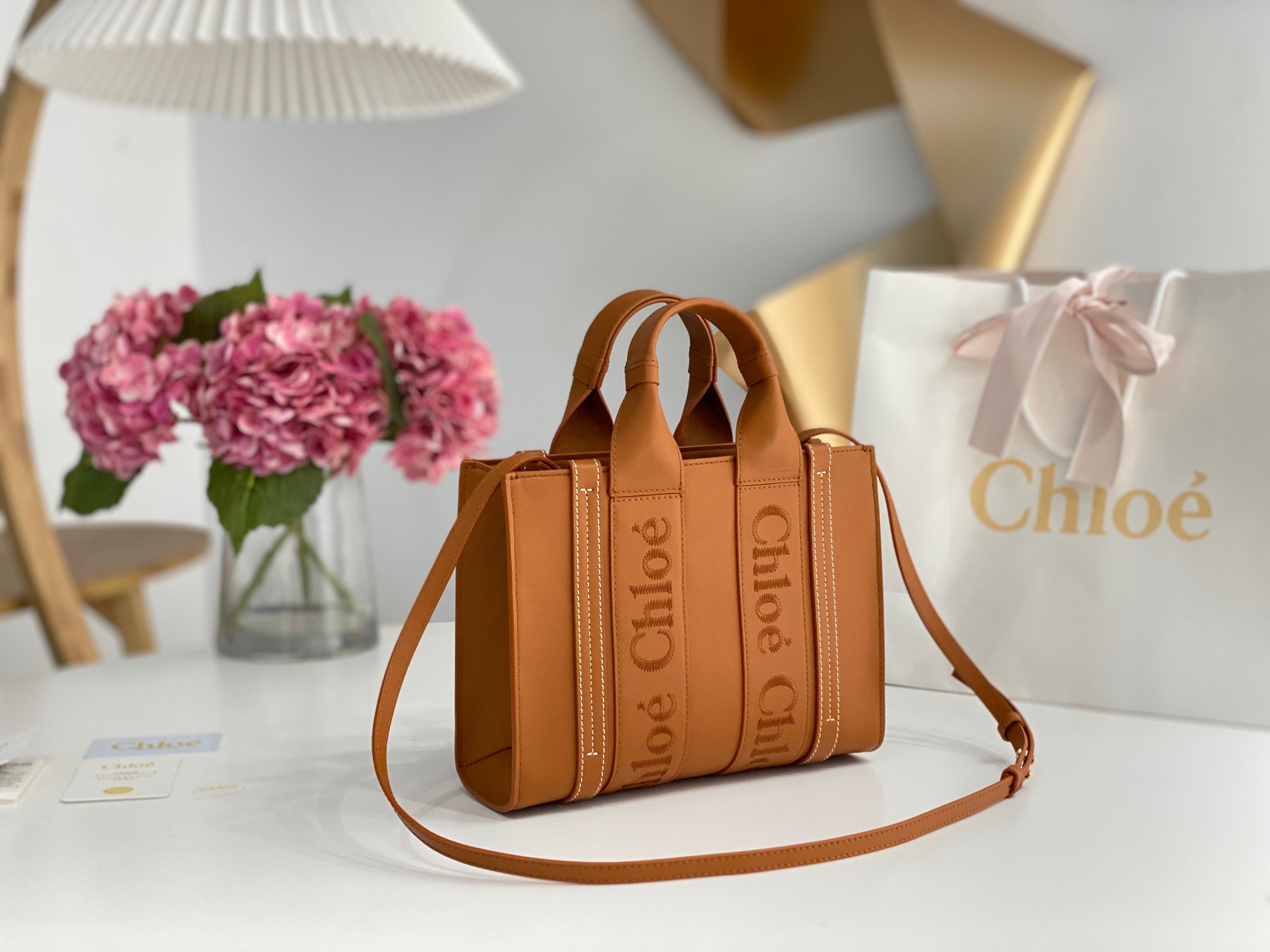 Chloe Small Woody Tote Bag In Caramel Soft Smooth Calfskin Leather